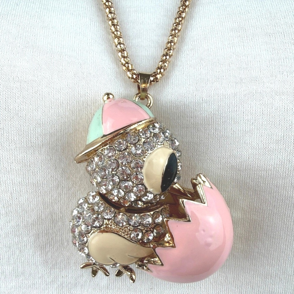 BETSEY‎ JOHNSON Chick Egg Pendant Necklace Pink Rhinestone Spring Fairy Rave Y2K